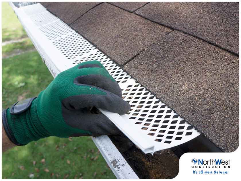 Gutter Cleaning Falcon Heights MN